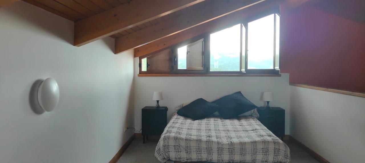 La Casita De Titi Villa Pravia Bagian luar foto