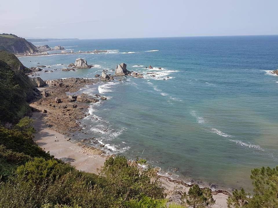 La Casita De Titi Villa Pravia Bagian luar foto